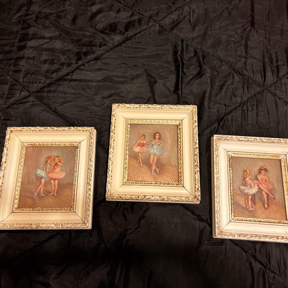 Vintage ballerina’s paintings